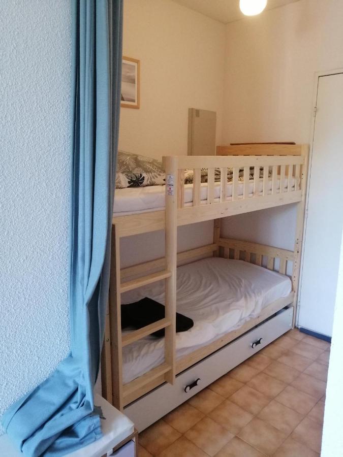 Sanary Les Gorguettes, Studio Avec Terrasse Vue Mer, A 10 Min A Pieds De La Plage Eksteriør bilde